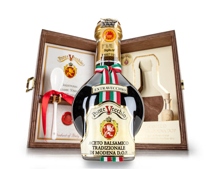 TRADITIONAL BALSAMIC VINEGAR OF MODENA DOP - “EXTRAVECCHIO 30 YERAS OLD”